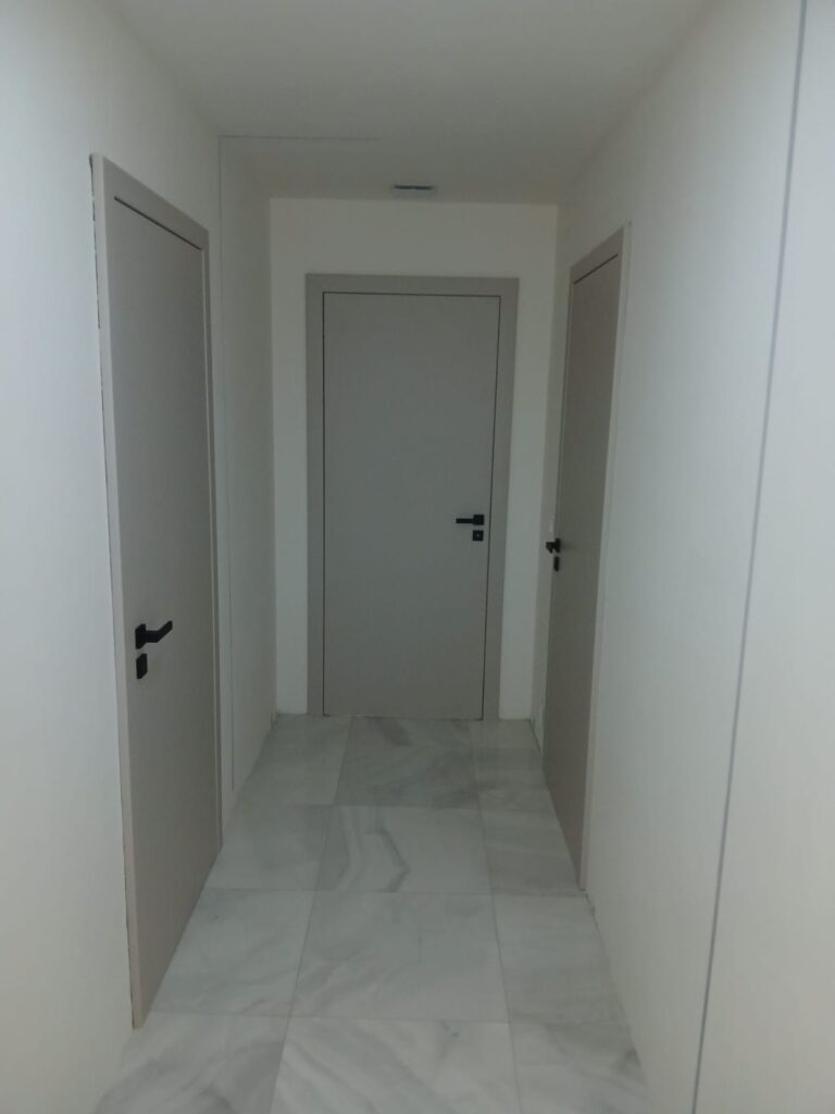 Buštěhrad (dveře int.) 3